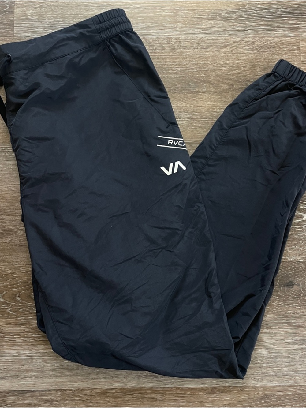 RVCA Joggers Men's Large Black Lightweight Airy Stretch Athleisure Gym Wear Run